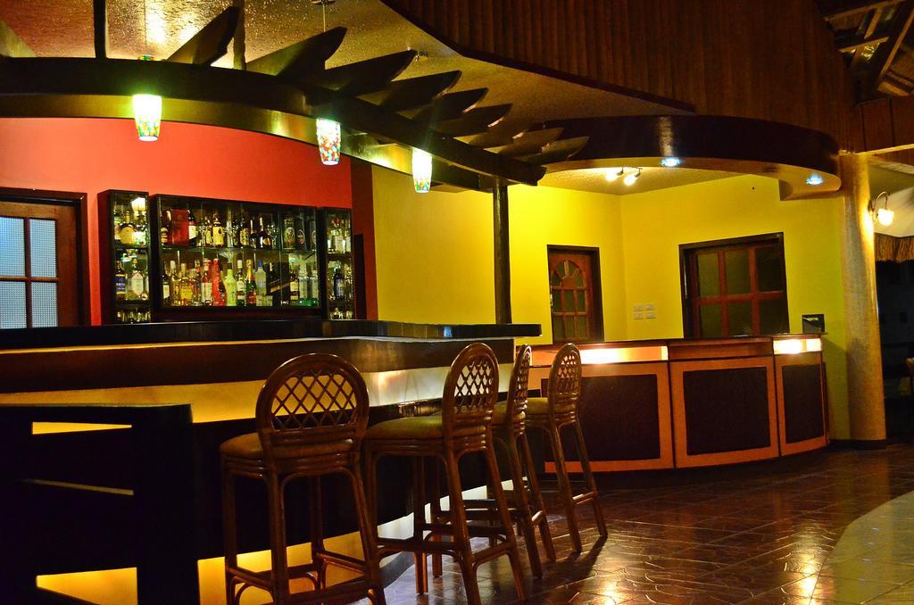 Veraneante Resort Panglao Extérieur photo